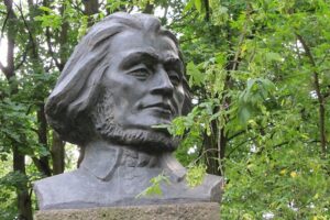 Бюст Адама Мицкевича